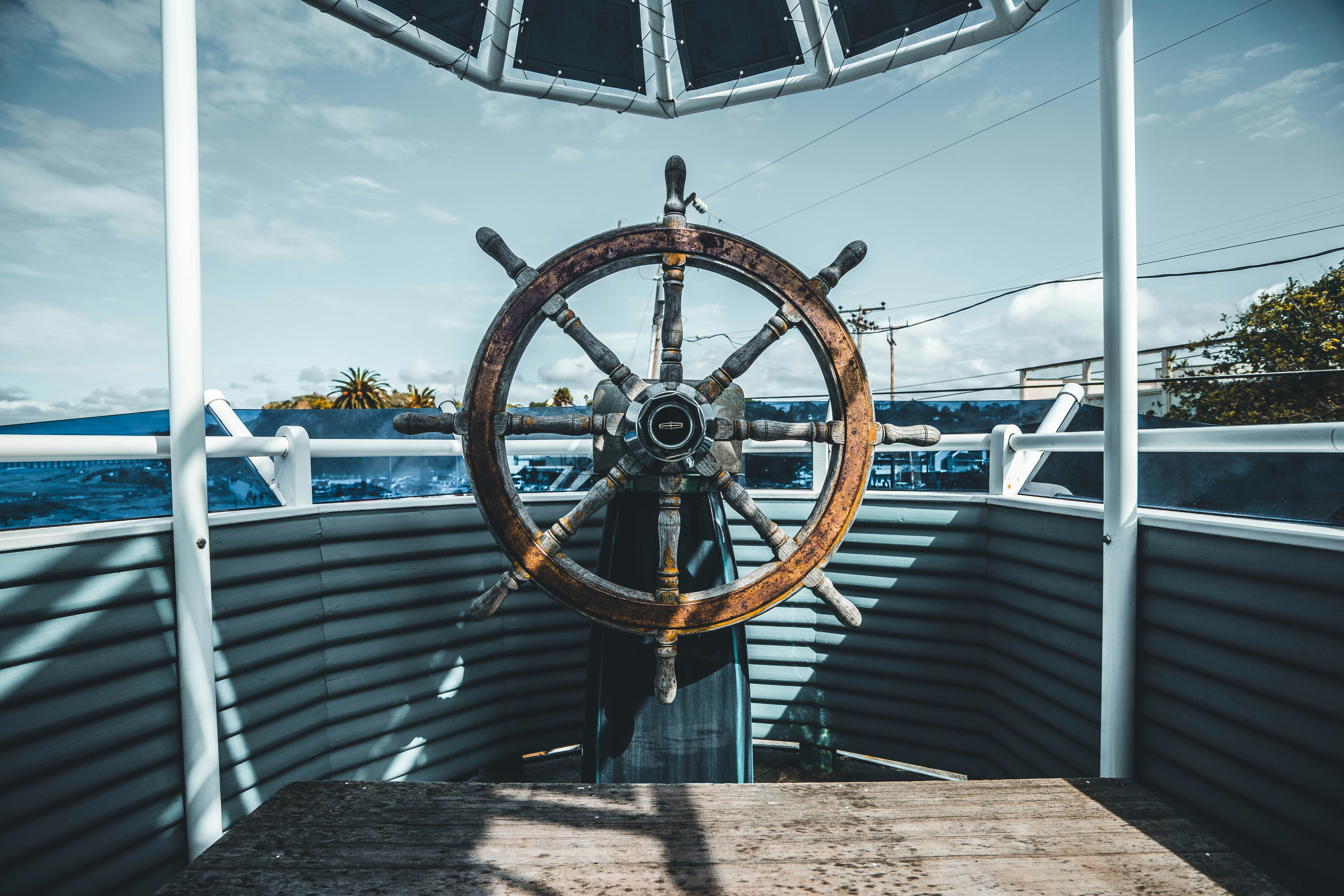 ship steering wheel