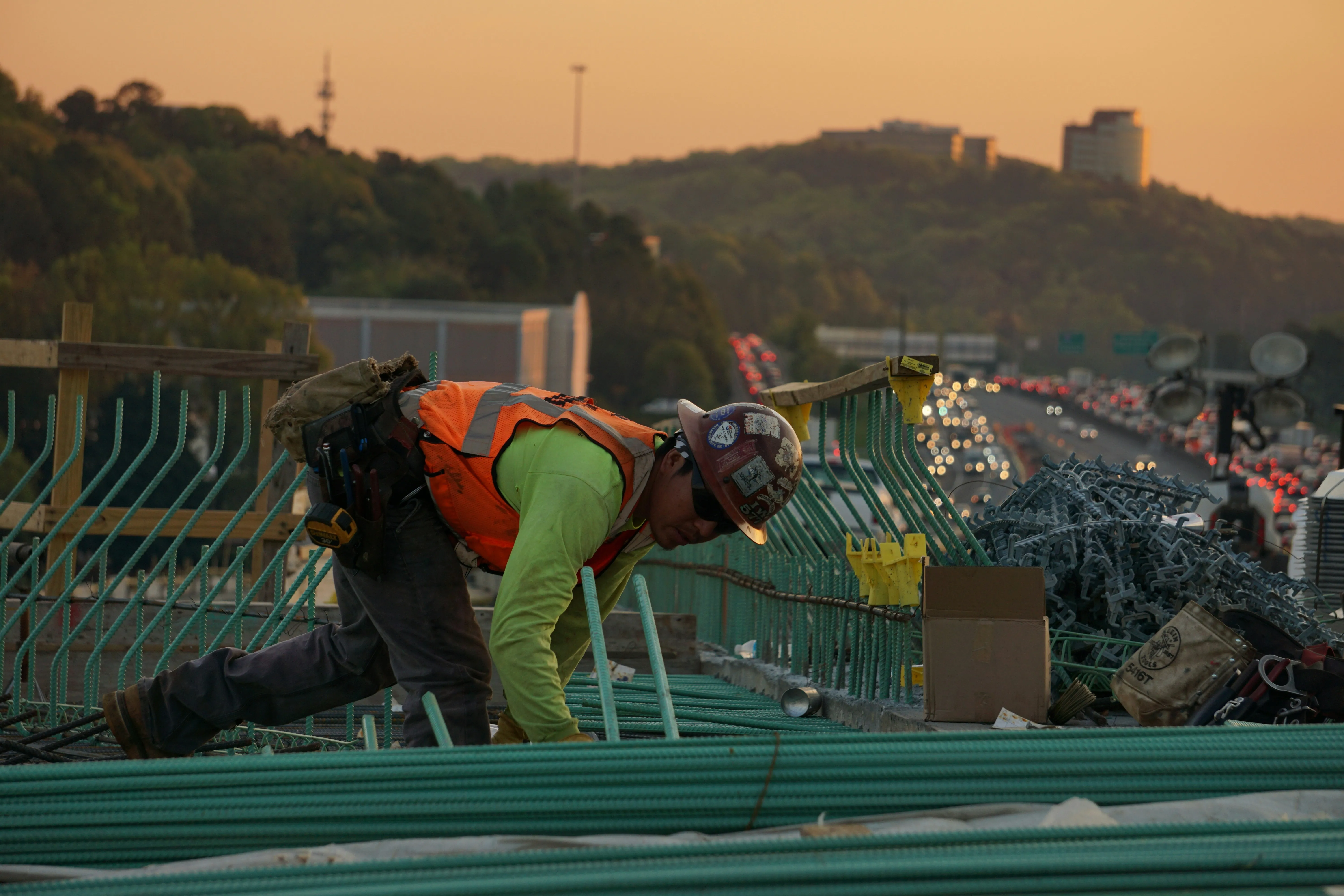 construction worker, working