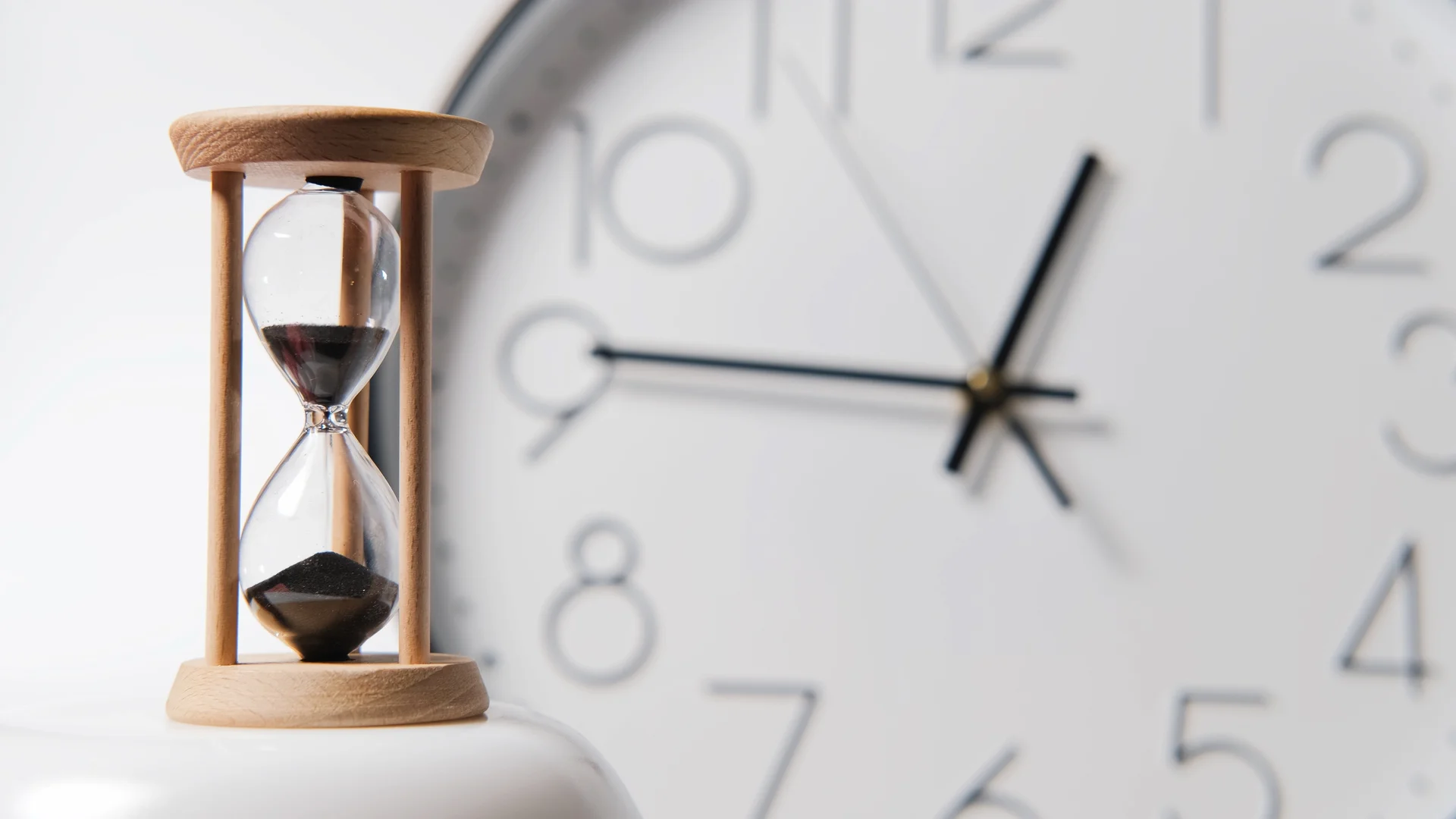 Courthouse steps representing the 3-year statute of limitations for personal injury claims in New York under CPLR 214(5)